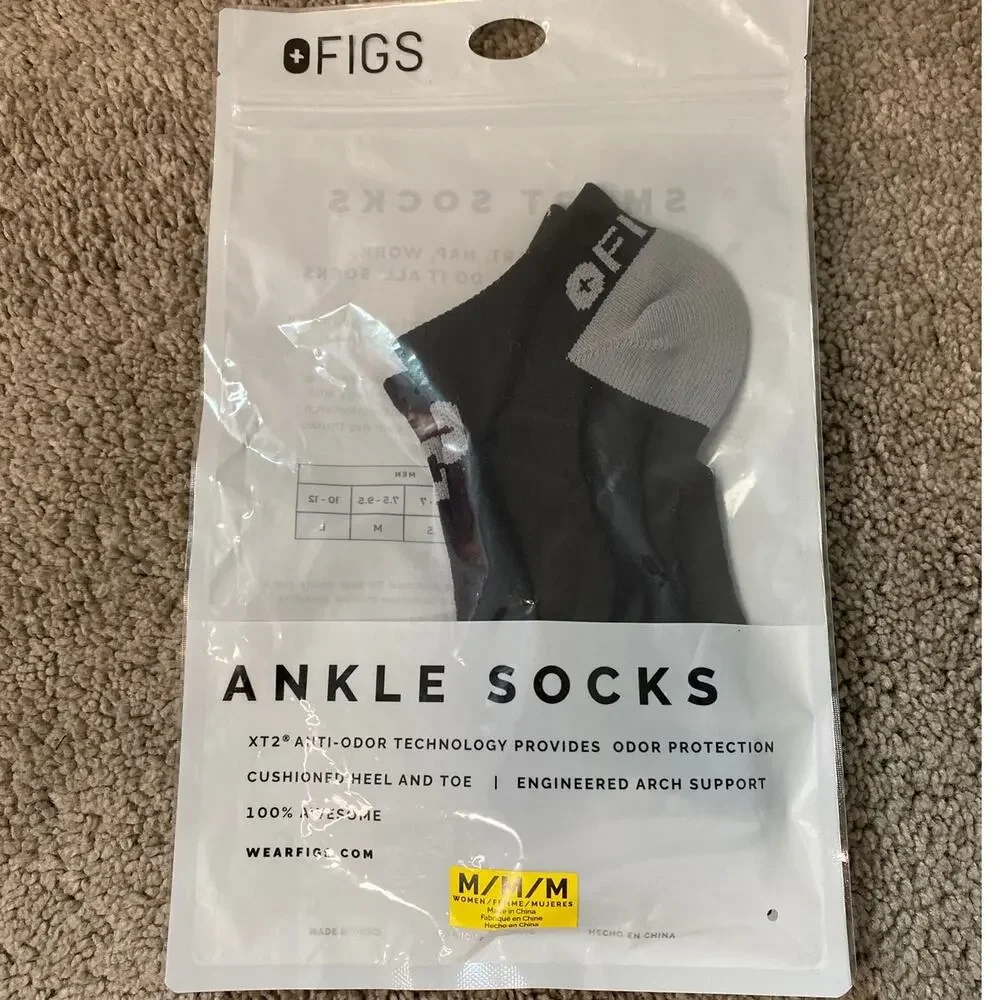 New FIGS Women's Performance Ankle Socks, Size Medium